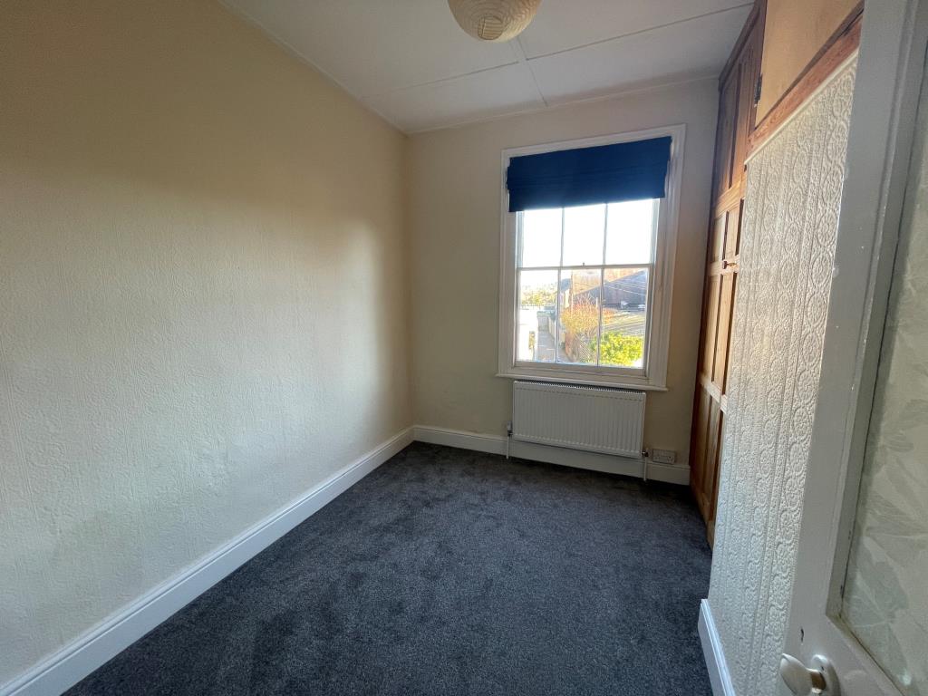 Lot: 138 - MIXED-USE PROPERTY IN HIGH STREET LOCATION - Bedroom two